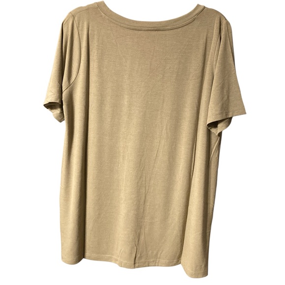 NEW Zenana Lt Olive Vneck Short Sleeve Tshirt Size 1X - Picture 3 of 5